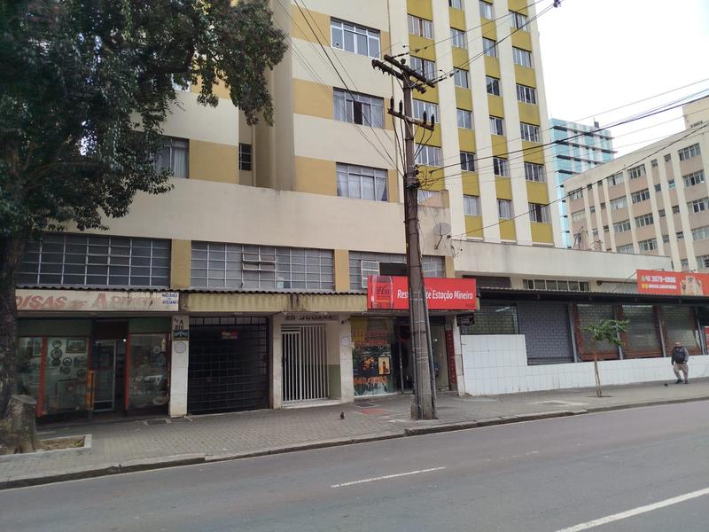 Área Residencial para locação no Centro, Curitiba — ref. GL00124