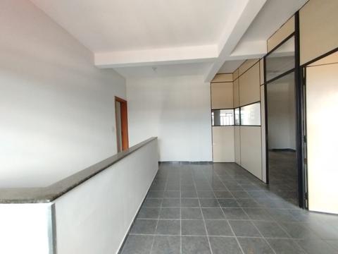 Salas/Conjuntos para locacao no Guarani em Colombo com 160m² por R$ 2.800,00