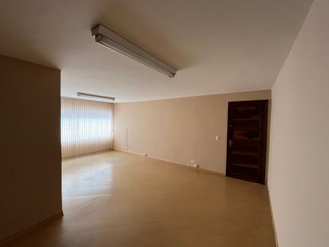 Área Comercial para locacao no Alto da Rua XV em Curitiba com 0m² por R$ 1.750,00