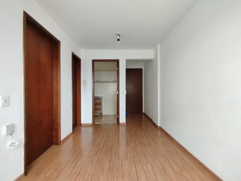 Apartamento para locacao no Centro em Curitiba com 31,07m² por R$ 1.500,00