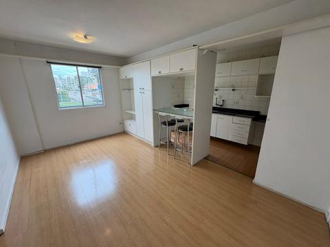 Apartamento para locacao no Alto da Glória em Curitiba com 37,62m² por R$ 1.800,00