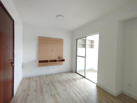 Apartamento para locacao no Portão em Curitiba com 53,27m² por R$ 2.300,00