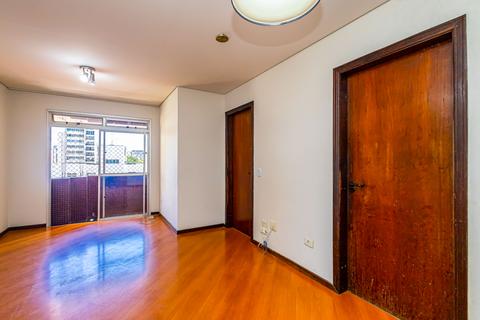 Apartamento para locacao no Centro em Curitiba com 58,96m² por R$ 2.600,00