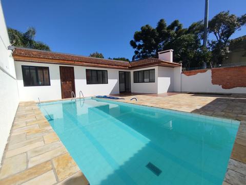 Casa Residencial para locacao no São Lourenço em Curitiba com 246,75m² por R$ 6.900,00