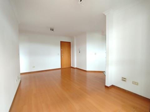 Apartamento para locacao no Cabral em Curitiba com 49,34m² por R$ 2.000,00