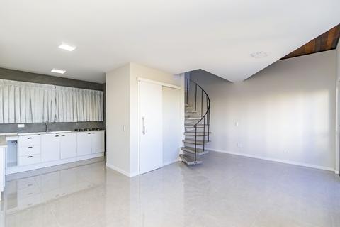 Apartamento para locacao no Cristo Rei em Curitiba com 73,56m² por R$ 2.800,00