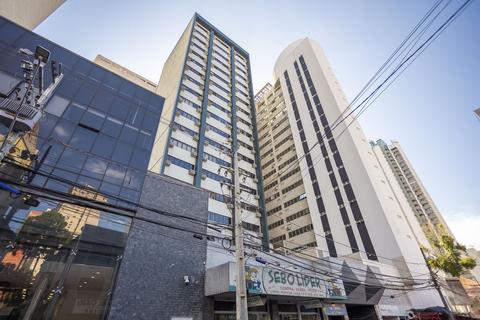 Salas/Conjuntos para locacao no Centro em Curitiba com 66,33m² por R$ 3.000,00
