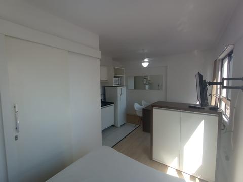Apartamento para locacao no Centro em Curitiba com 21,07m² por R$ 1.650,00