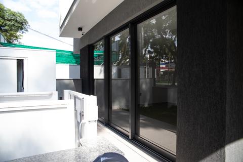 Salas/Conjuntos para locacao no Água Verde em Curitiba com 31,81m² por R$ 3.500,00