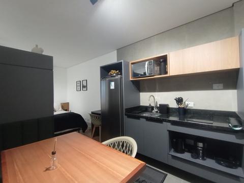 Apartamento para locacao no Cristo Rei em Curitiba com 32,35m² por R$ 2.300,00