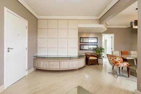 Apartamento para locacao no Cabral em Curitiba com 123,04m² por R$ 4.500,00