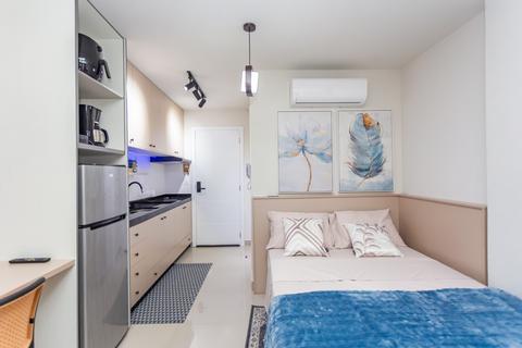 Apartamento para locacao no Centro em Curitiba com 20,45m² por R$ 2.100,00