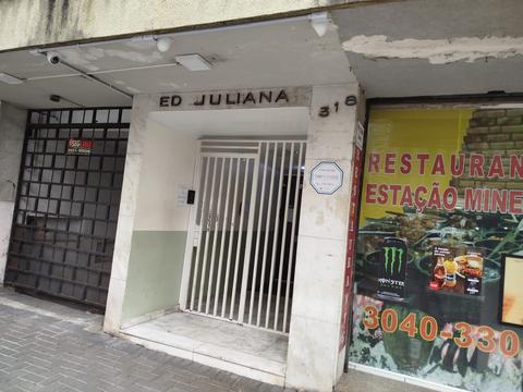 Área Residencial para locacao no Centro em Curitiba com 22,25m² por R$ 1.700,00