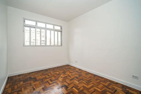 Apartamento para locacao no Centro em Curitiba com 108,23m² por R$ 3.000,00