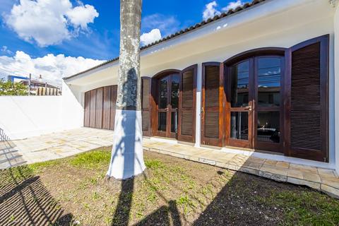 Casa Residencial para locacao no São Lourenço em Curitiba com 190,1m² por R$ 7.500,00