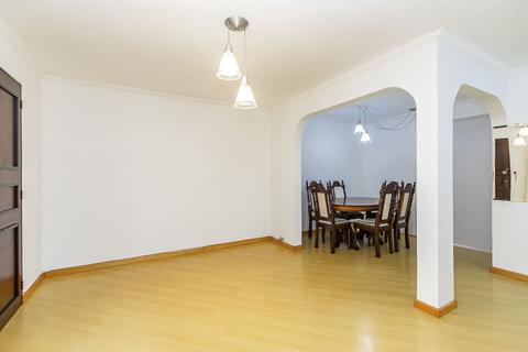 Apartamento para locacao no Cristo Rei em Curitiba com 67,21m² por R$ 2.500,00