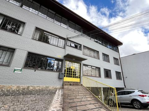 Área Comercial para locacao no Alto da Rua XV em Curitiba com 0m² por R$ 1.750,00