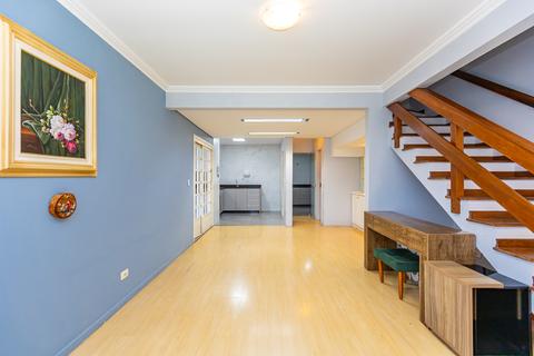 Sobrado para locacao no Bacacheri em Curitiba com 168,9m² por R$ 4.900,00