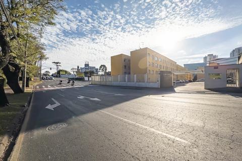 Apartamento para locacao no Jardim Botânico em Curitiba com 53,94m² por R$ 2.150,00