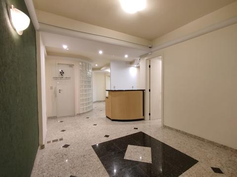 Salas/Conjuntos para locacao no Batel em Curitiba com 56,92m² por R$ 2.900,00