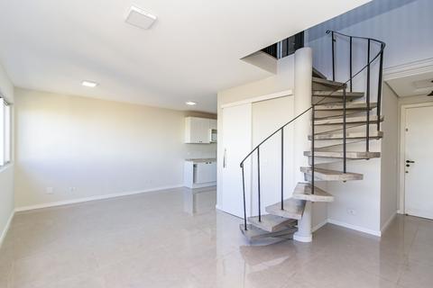 Apartamento para locacao no Cristo Rei em Curitiba com 73,56m² por R$ 2.800,00