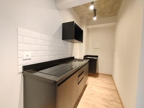 Apartamento para locacao no São Francisco em Curitiba com 41m² por R$ 2.800,00