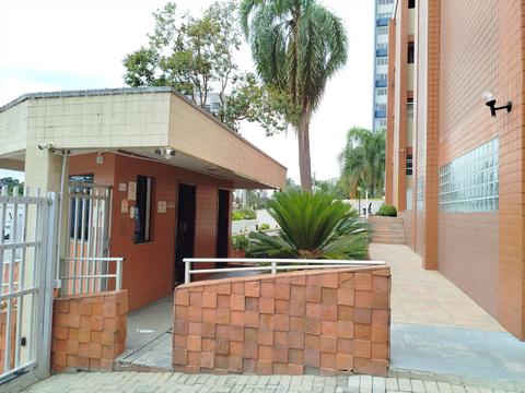 Apartamento para locacao no Cristo Rei em Curitiba com 67,04m² por R$ 2.000,00