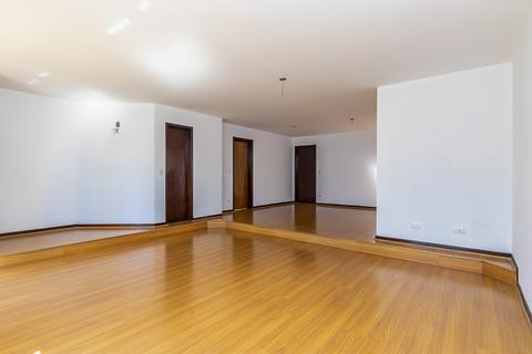 Casa Comercial para locacao no São Lourenço em Curitiba com 246,75m² por R$ 7.500,00