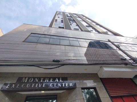 Salas/Conjuntos para locacao no Centro em Curitiba com 52,38m² por R$ 1.800,00