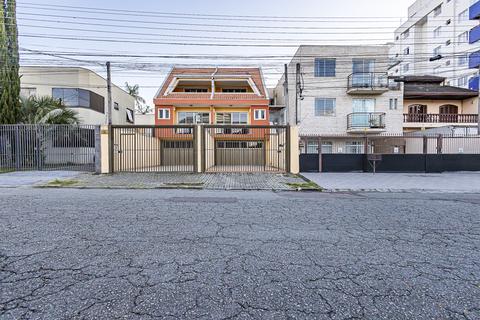 Sobrado para locacao no Jardim Botânico em Curitiba com 299,99m² por R$ 5.000,00